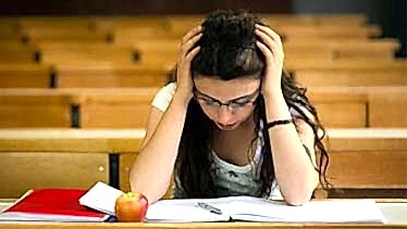 Çocuk ve Ergenlerin Sınav Kaygısıyla Nasıl Baş Edilir?